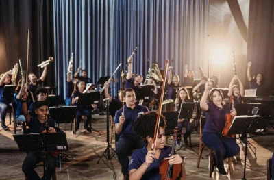 Hino Nacional - Orquestra ABDA Filarm�nica (Institucional ABDA)