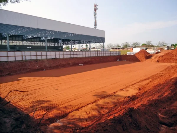 Fase 2: Escava��o da Piscina