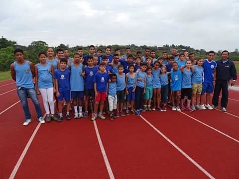 Festival de Atletismo reuniu 200 crian�as e adolescentes no Est�dio Milagr�o