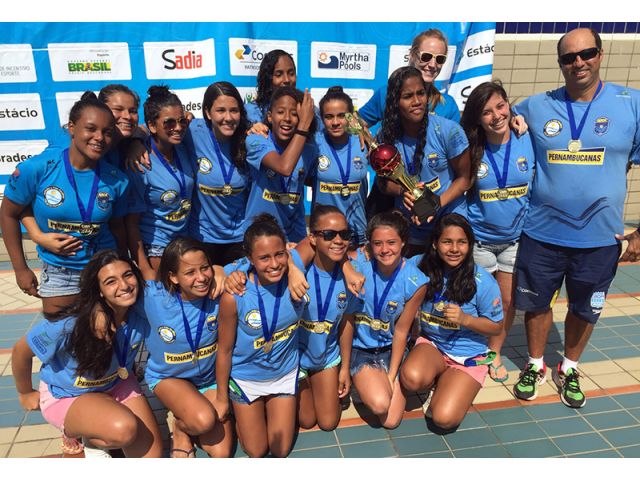 ABDA polo aqu�tico consagra-se campe� no Brasileiro Juvenil sub-15 feminino e masculino