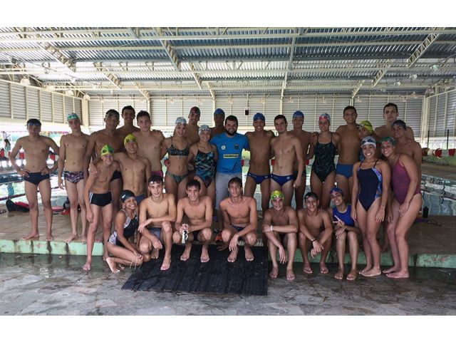ABDA de nata��o fatura 150 medalhas em primeiro campeonato do ano