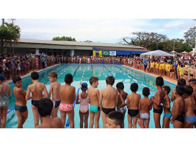 Festival de Nata��o e Polo Aqu�tico re�ne 1.200 crian�as na H�pica