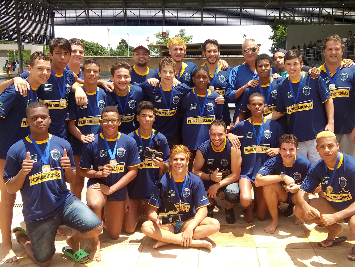Bicampe�es paulista de polo aqu�tico!