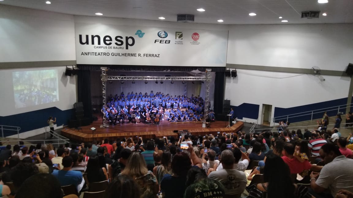 Concerto da ABDA Filarm�nica emociona Guilherm�o lotado