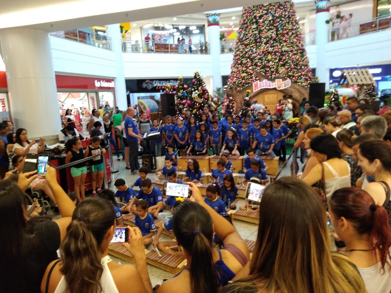 Coral e Musicaliza��o se apresentam no Boulevard Shopping Bauru
