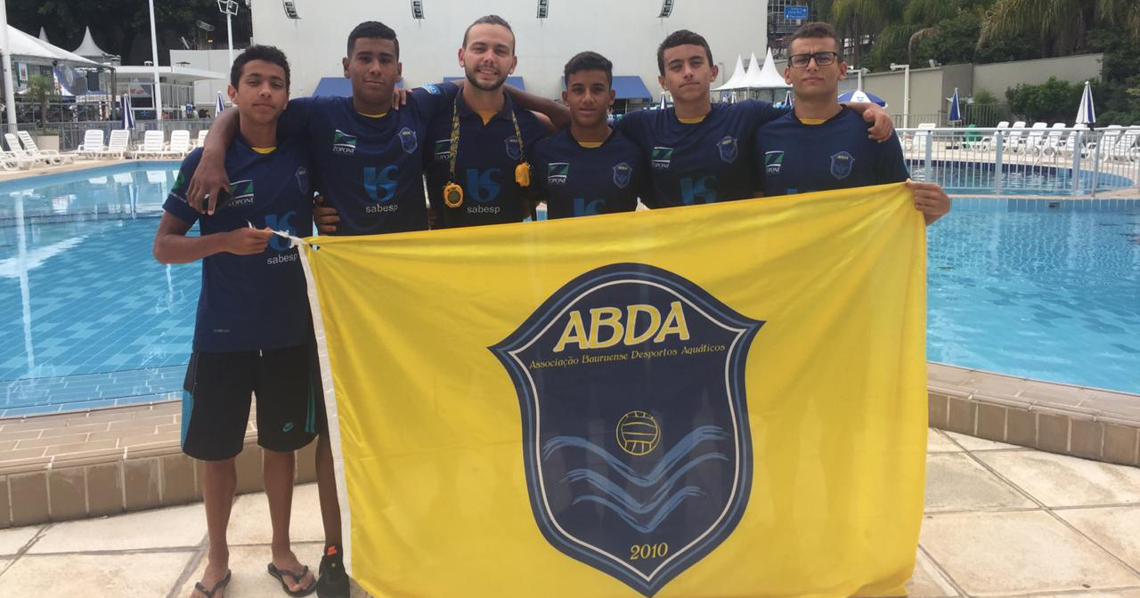 ABDA tem 5 nadadores no Brasileiro Juvenil de Ver�o em Porto Alegre