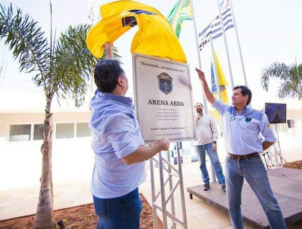 Os emrpres�rios Cl�udio e Junior Zopone durante a inaugura��o da Arena ABDA, sede da entidade