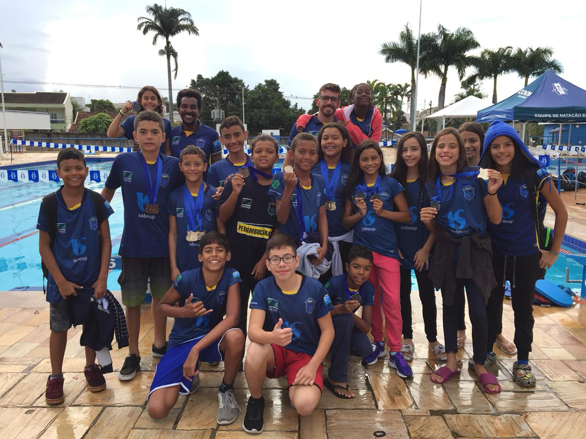 ABDA traz 23 medalhas de Torneio Regional Mirim-Petiz de nata��o