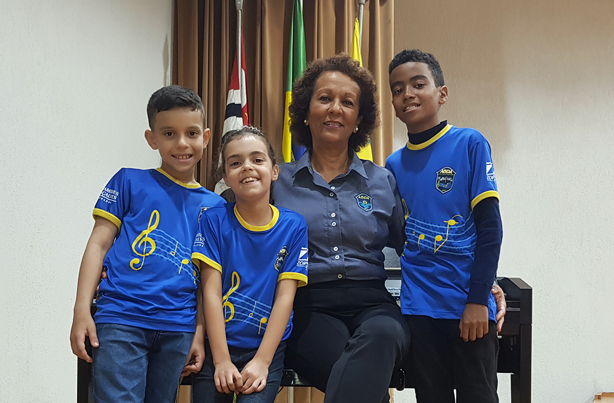 Alunos de piano da ABDA Filarm�nica participam de concurso