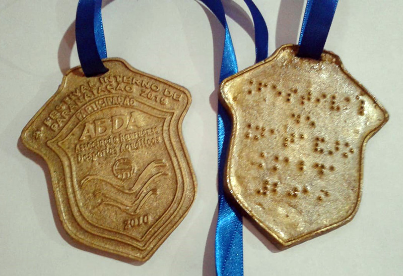 Festival de nata��o paral�mpica deste ano trouxe a medalha em braile como novidade