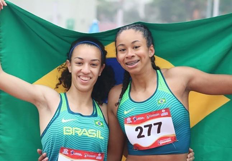 Ana Cec�lia (esq.) foi prata nos 200m, prova vencida pela brasileira �rica Cavalheiro