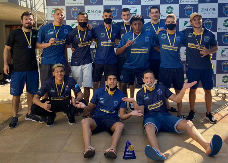 Time campeão ABDA sub-18 masculino