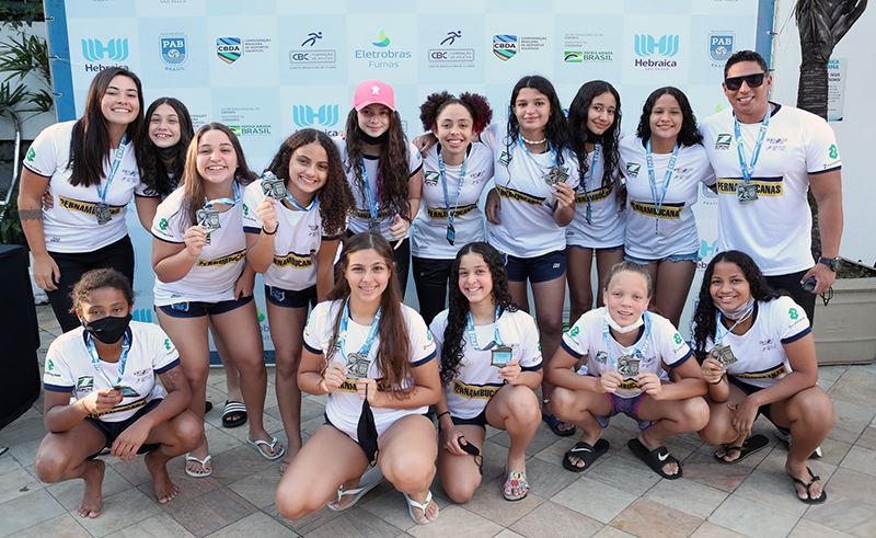 Time H�pica sub-14 feminino, vice-campe�o brasileiro 2021
