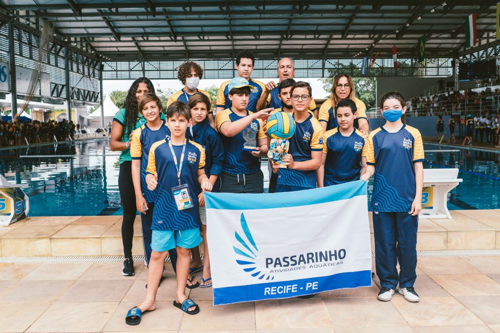 Equipe Passarinho Atividades Aqu�ticas levou Trof�u Fair Play para Recife