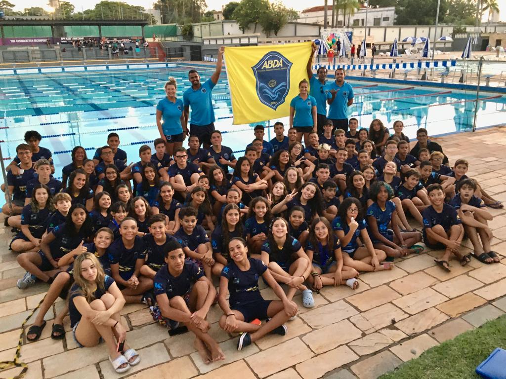 ABDA traz 234 medalhas do 2� Torneio Regional de Nata��o em Mar�lia