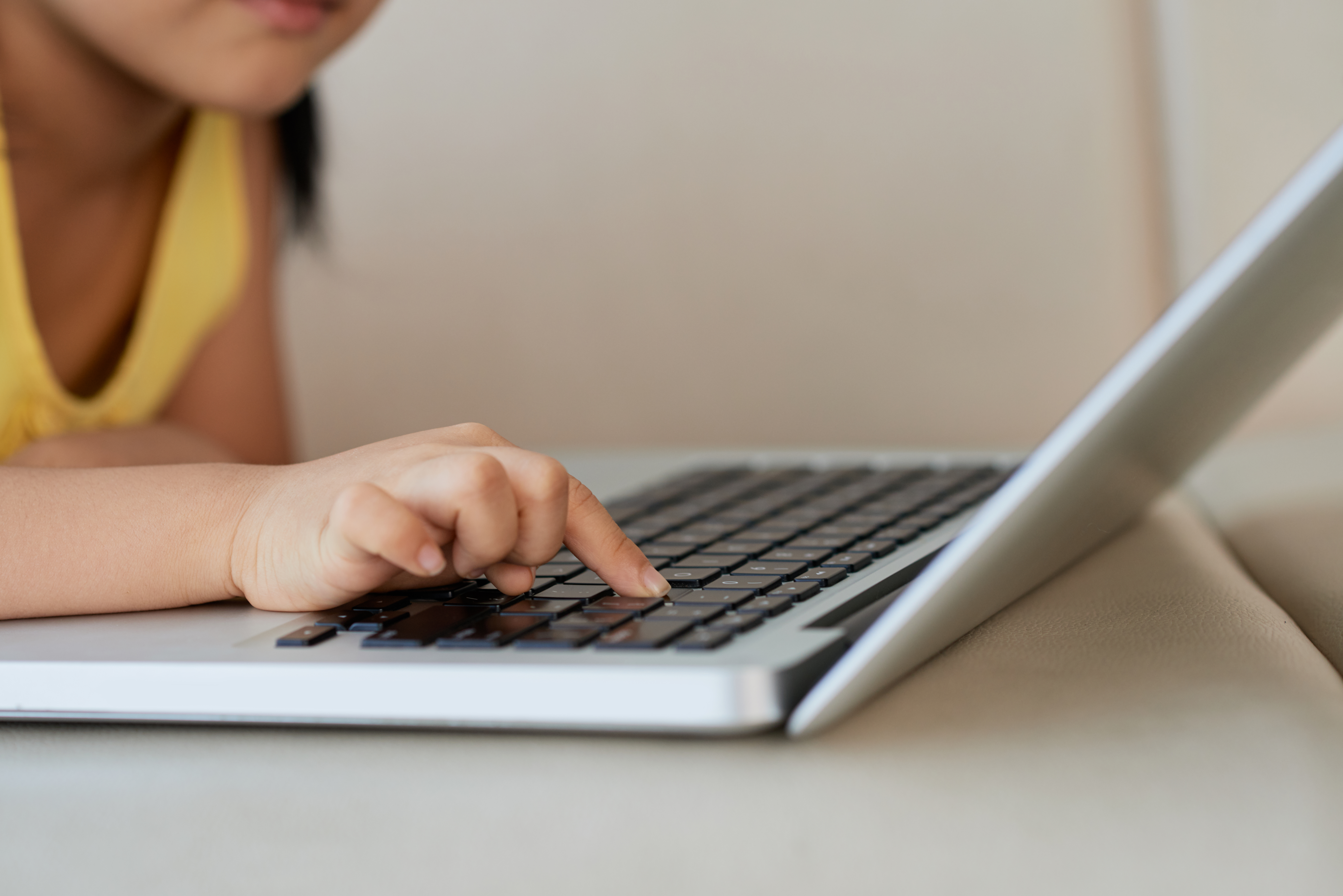 Parceria entre ABDA, SESI e American Tower oferece aulas gratuitas de inform�tica para crian�as