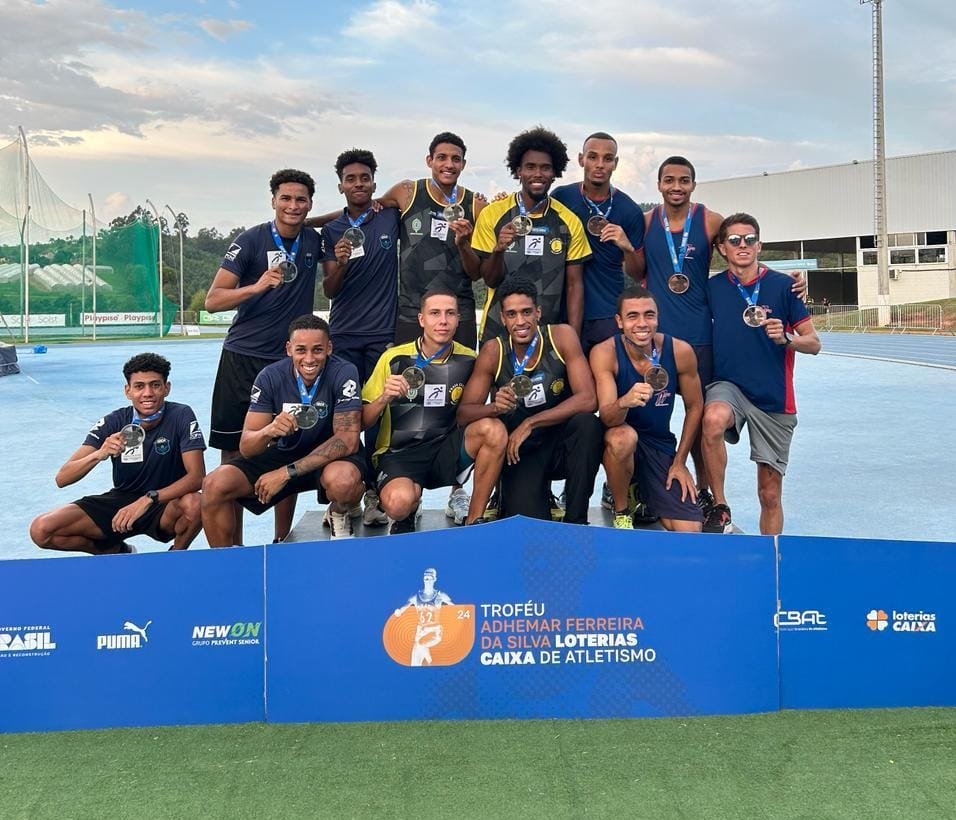 Revezamento da ABDA conquista prata no Trof�u Adhemar Ferreira da Silva