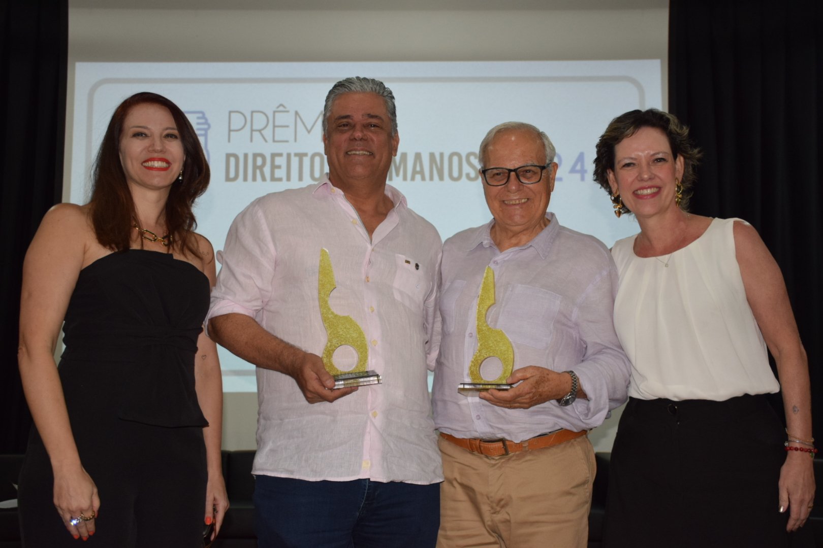 ABDA recebe Pr�mio Direitos Humanos da OAB Bauru por sua atua��o